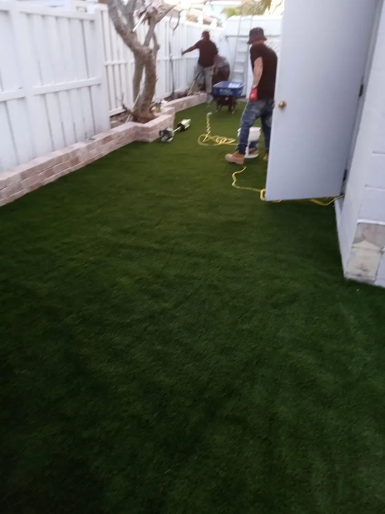 Custom residential landscaping experts serving Kenneth City, FL - Evergreen artificial grass