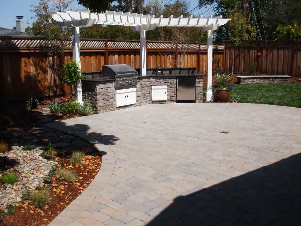 Professional landscaping services for residential properties in San Jose, CA by Evergreen Construction & Landscaping