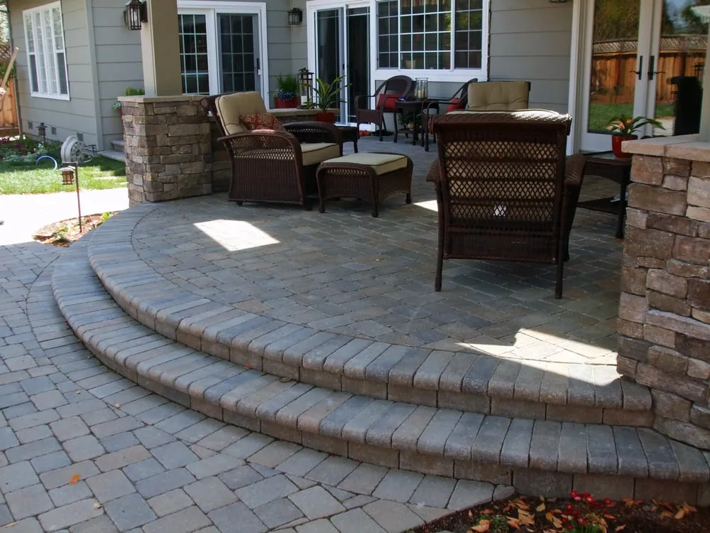 Trusted lawn care service in San Jose, CA - Evergreen Construction & Landscaping