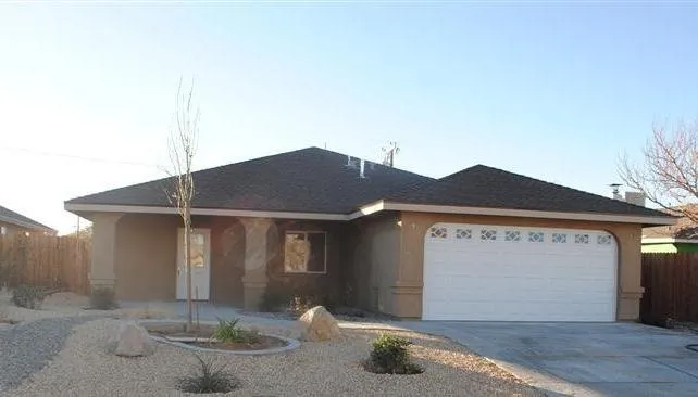 Trusted outdoor landscaping in Ridgecrest, CA by Evergreen Construction