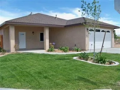 Affordable landscaping services with custom design in Ridgecrest, CA by Evergreen Construction