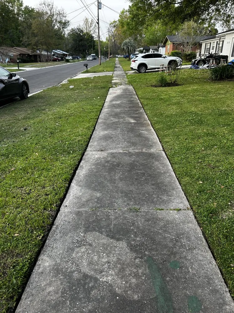 Reliable landscape design in Orange Park, FL - Evergreen Edge Lawn Care