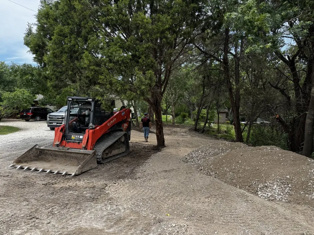 Custom yard maintenance in Waco, TX by Evergreen Enterprises
