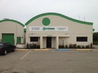 Reliable yard maintenance in Clinton Township, MI by Evergreen Exteriors