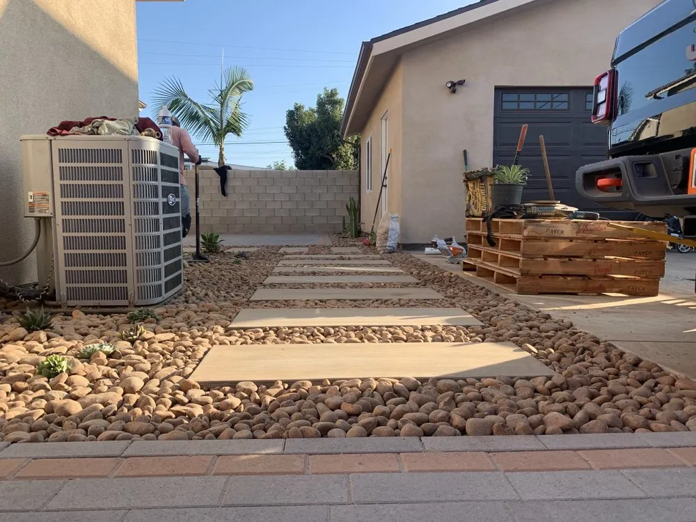 Local yard maintenance in Rialto, CA - Evergreen Gardens Landscape