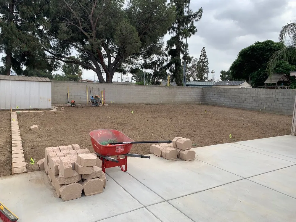 Custom yard cleanup service experts serving Rialto, CA - Evergreen Gardens Landscape