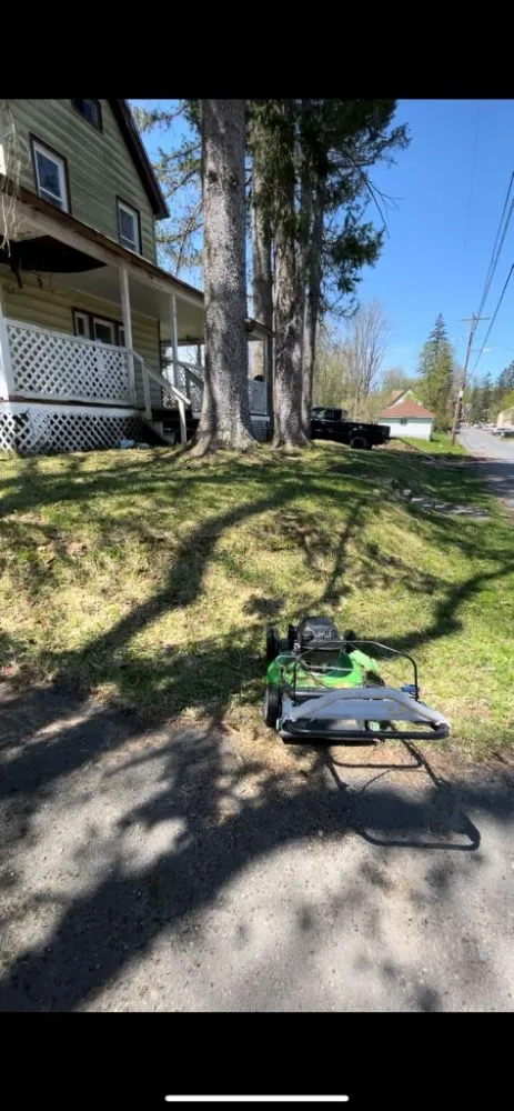 Affordable outdoor landscaping experts serving Ellenville, NY - Evergreen Home Maintenance