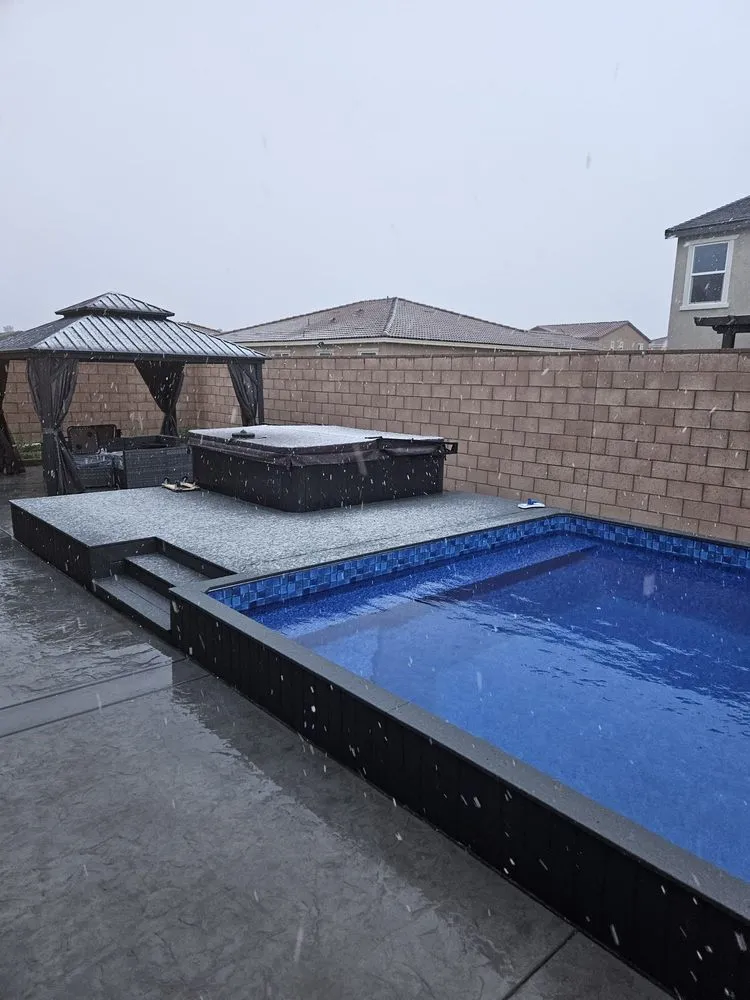 Professional yard cleanup service experts serving Apple Valley, CA - Evergreen Landscape Development