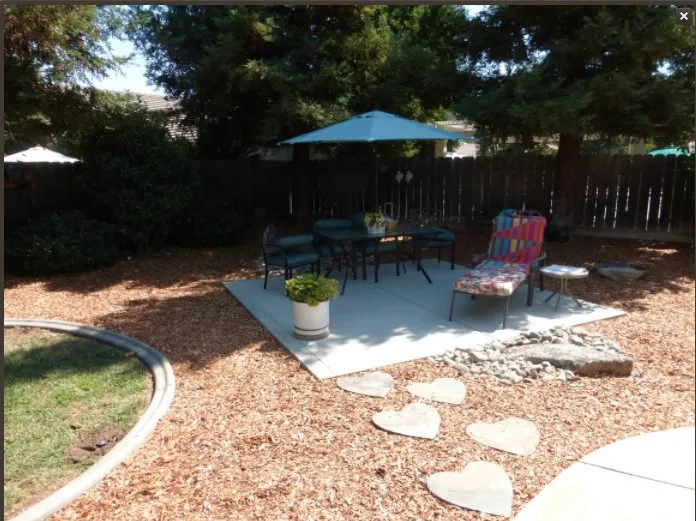 Professional lawn mowing service experts serving Atwater, CA - Evergreen Landscape Service