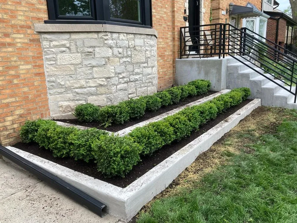 Expert yard maintenance experts serving Chicago, IL - Evergreen Landscapes