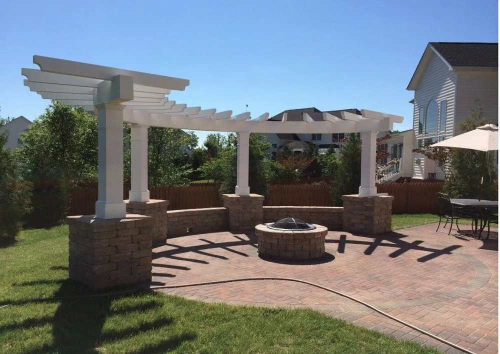 Custom landscape installation for year-round maintenance across Hillsboro, VA - Evergreen Landscapes