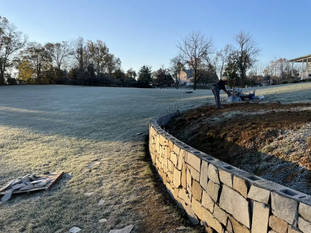 Top-rated yard maintenance experts serving Hillsboro, VA - Evergreen Landscapes