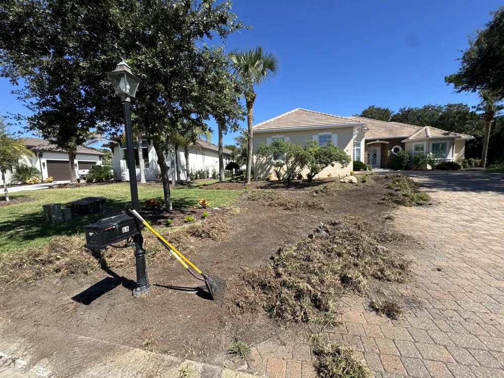 Top-rated lawn mowing service in Palm Coast, FL by Evergreen Landscapes