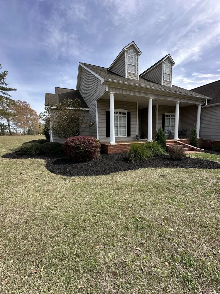 Reliable yard maintenance for beautiful yards across Tifton, GA - Evergreen Landscaping and Irrigation