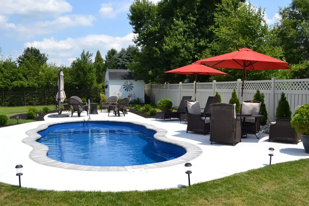 Top-rated yard maintenance in Cologne, NJ by Evergreen Landscaping