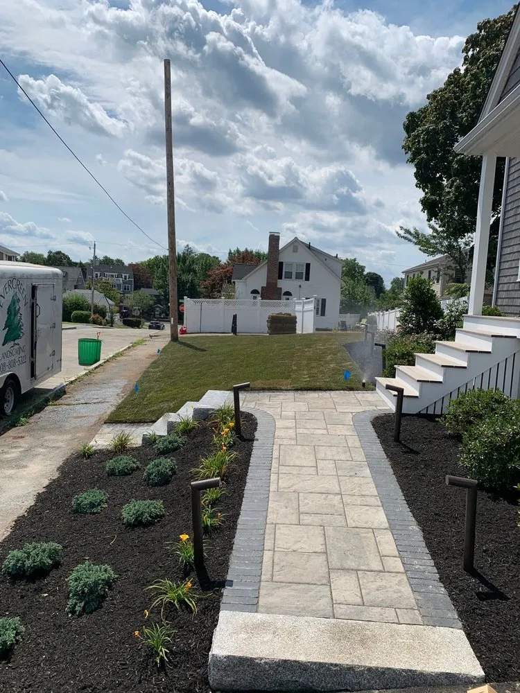 Affordable residential landscaping experts serving Easton, MA - Evergreen Landscaping