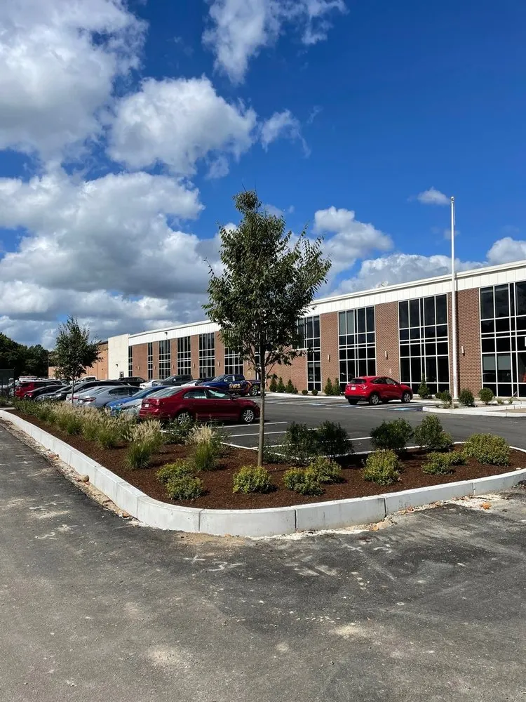 Reliable lawn care service experts serving Easton, MA - Evergreen Landscaping