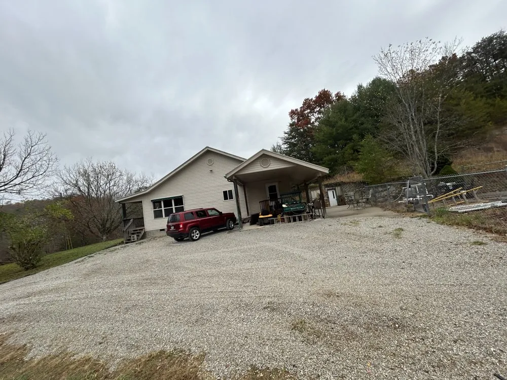 Custom garden landscaping in Grayson, KY by Evergreen Landscaping