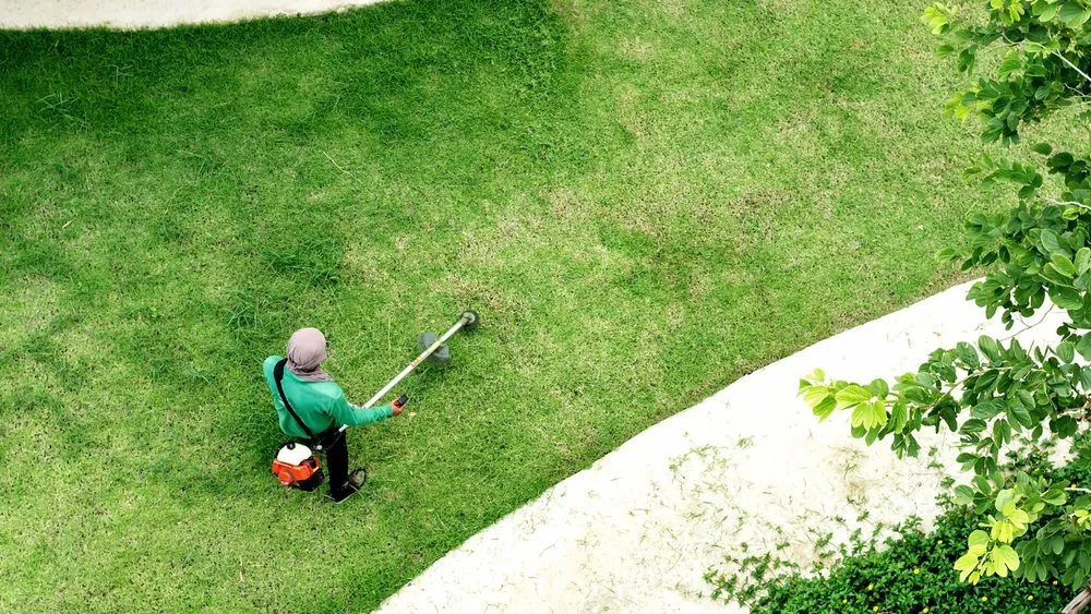 Custom garden landscaping in Salem, OR by Evergreen Landscaping