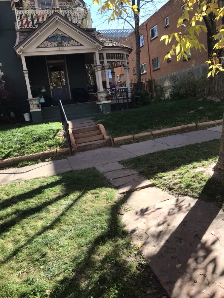 Expert outdoor landscaping in Denver, CO - Evergreen Landscaping Services