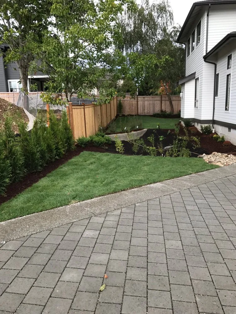 Reliable lawn care service for homes in Marysville, WA by Evergreen Landscaping Services
