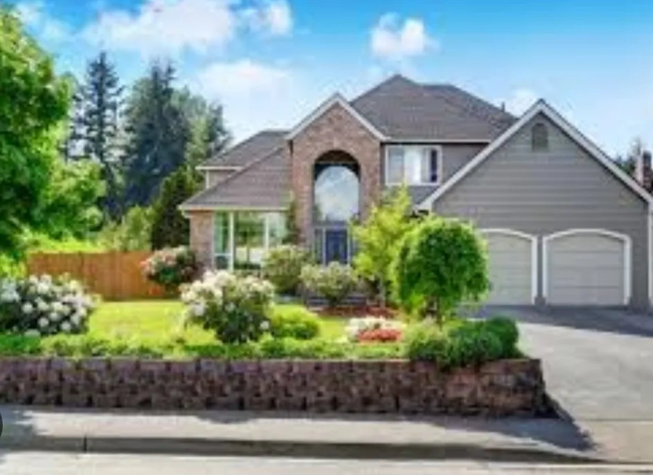 Professional garden landscaping for residential properties in Yulee, FL by Evergreen Landscaping