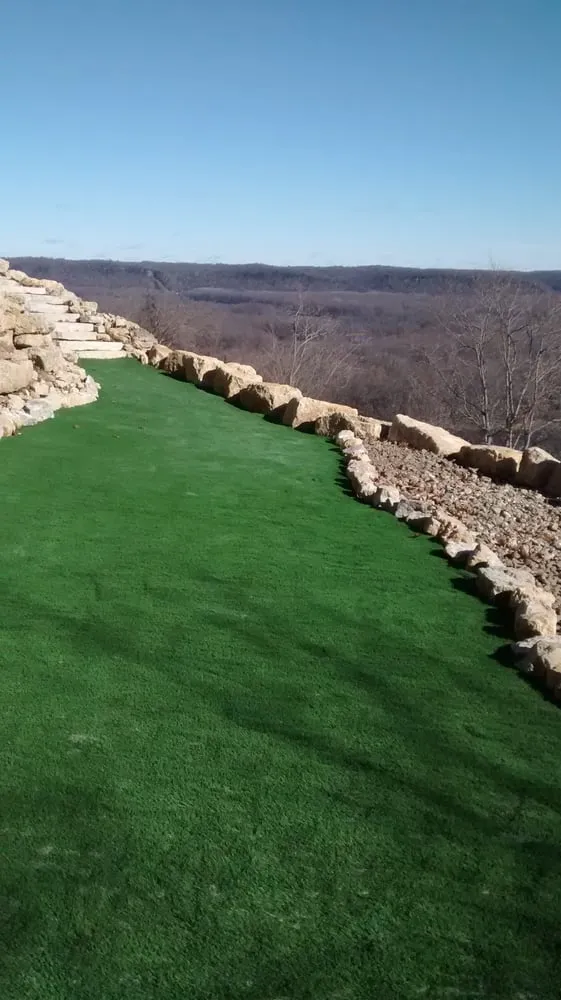 Top-rated landscaping services experts serving Dyersville, IA - Evergreen Lawn Care