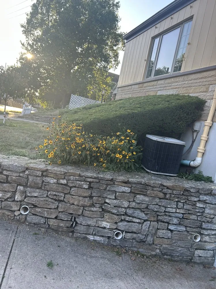 Custom landscape design in Cincinnati, OH - Evergreen Lawn