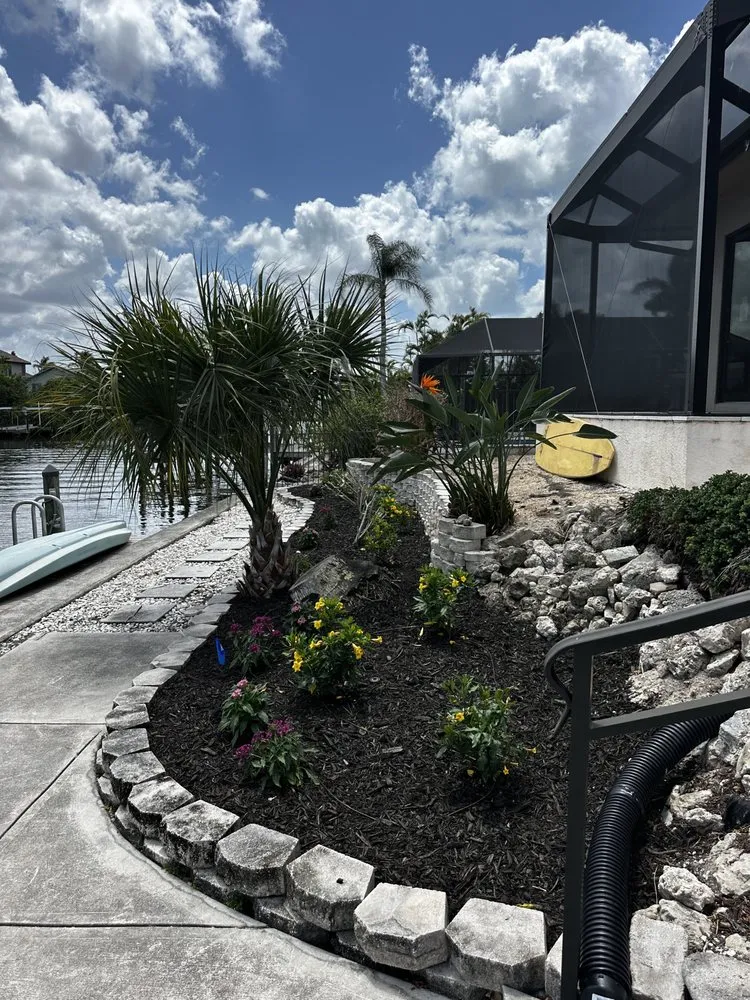 Top-rated lawn care service in Naples, FL by Evergreen Lawn