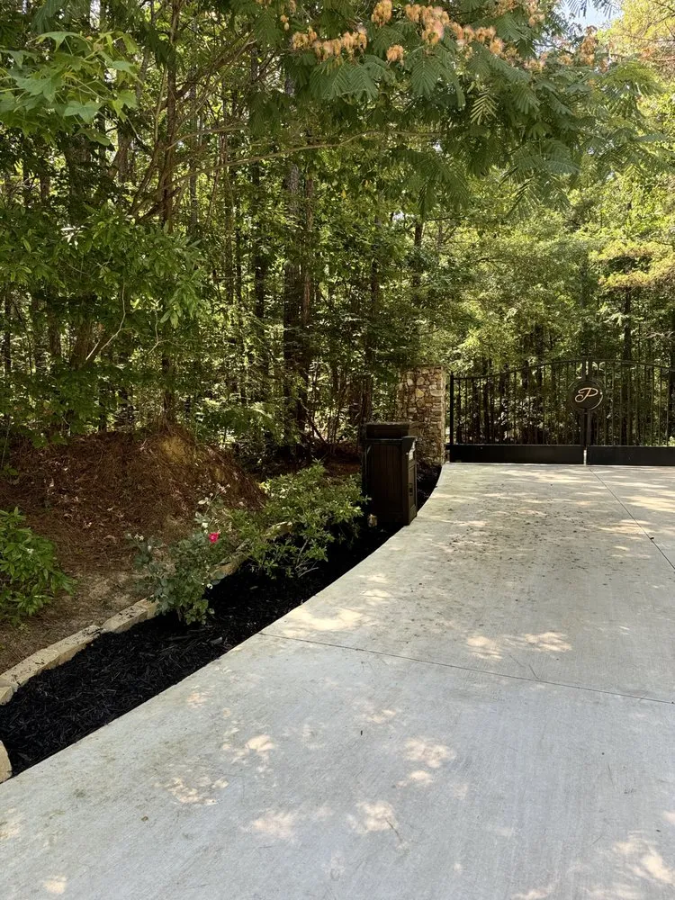 Trusted garden landscaping with custom design across Cullman, AL - Evergreen Lawn Service