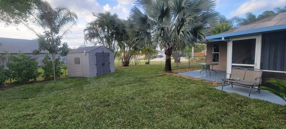 Trusted landscaping services experts serving Stuart, FL - Evergreen Lawncare and Maintenance