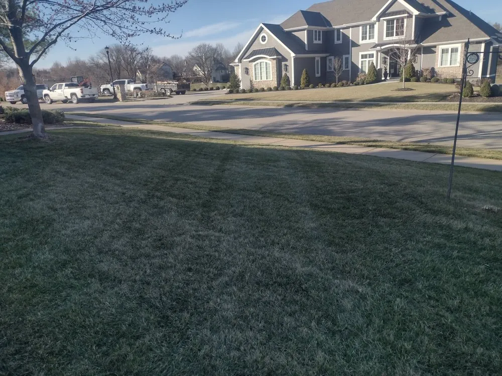 Professional garden landscaping experts serving Saint Joseph, MO - Evergreen Lawncare