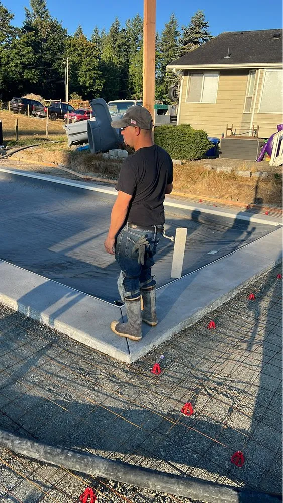 Custom lawn mowing service in Bothell, WA - Evergreen Legacy Builders