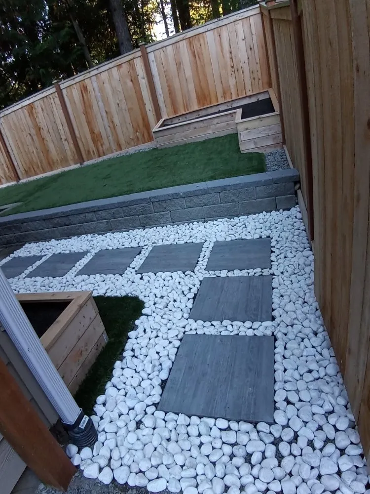 Professional landscaping services experts serving Monroe, WA - Evergreen Martinez Landscaping