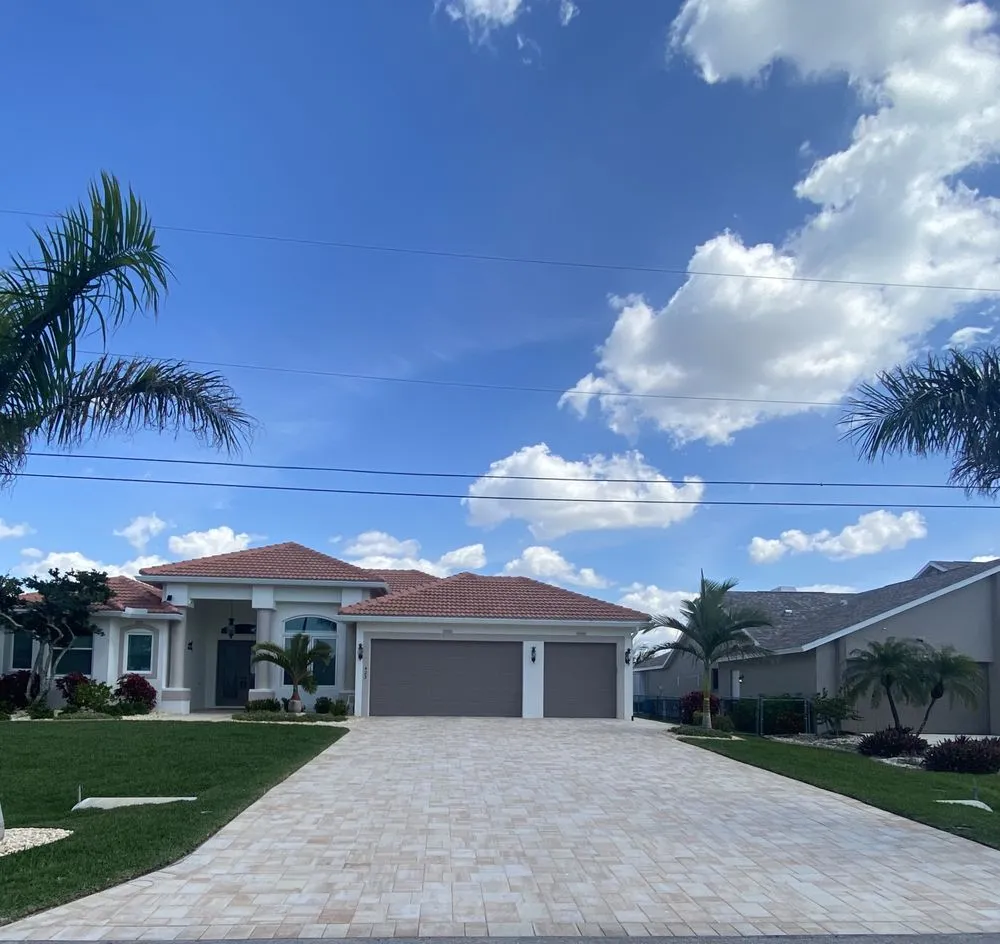 Top-rated landscaping services in Cape Coral, FL by Evergreen Outdoor Services