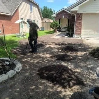 Local lawn care service experts serving Houston, TX - Evergreen Outdoor Services