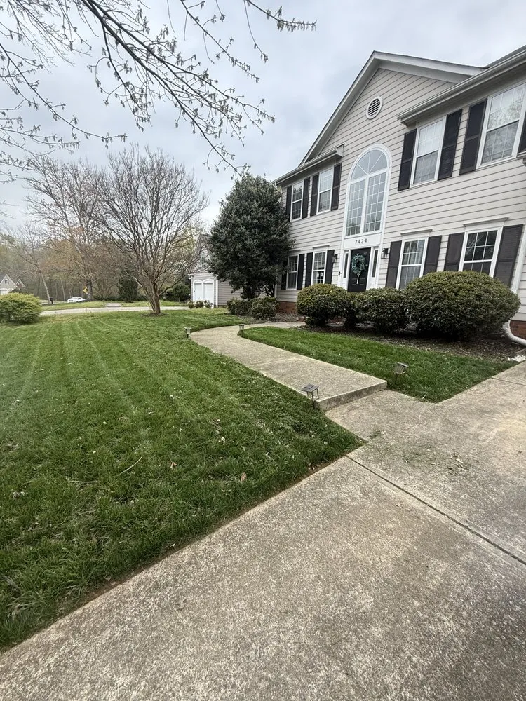 Custom landscaping services in Charlotte, NC by Evergreen Premier lawns