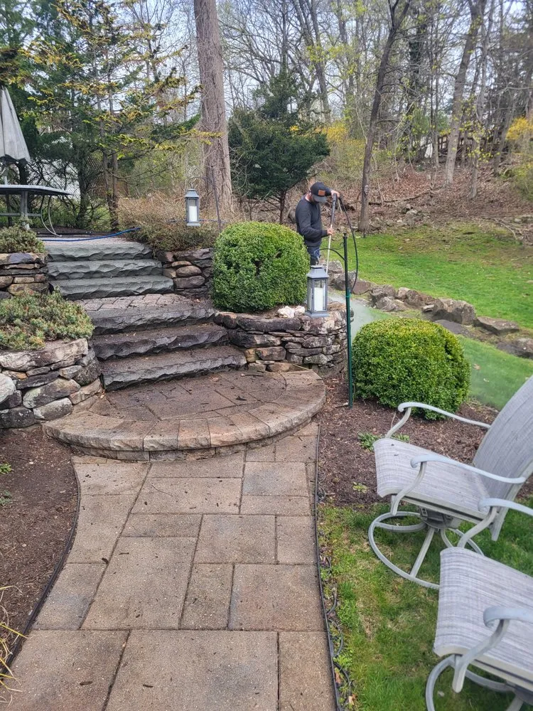 Expert outdoor landscaping experts serving totawa, NJ - Evergreen Property Services