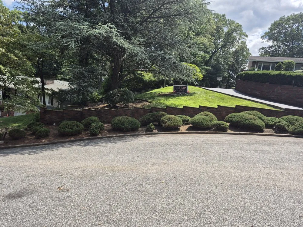 Local landscaping services experts serving totawa, NJ - Evergreen Property Services