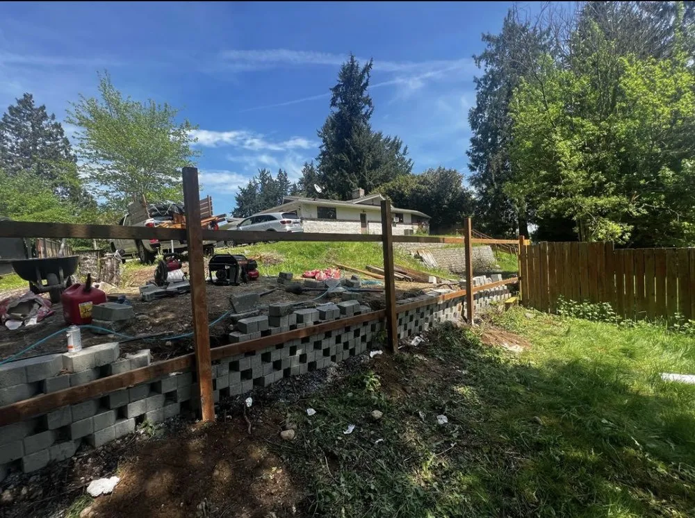 Custom landscape installation with custom design in Spanaway, WA by Evergreen Proscapes