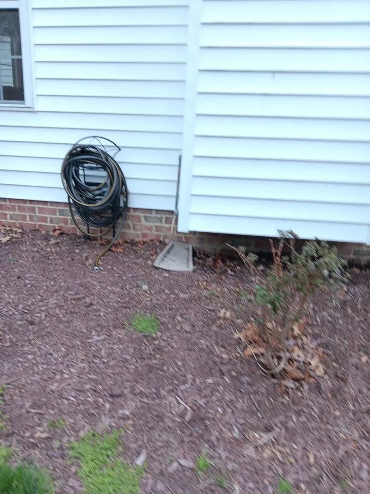 Custom yard cleanup service for residential properties across Newport News, VA - Evergreen Righteous