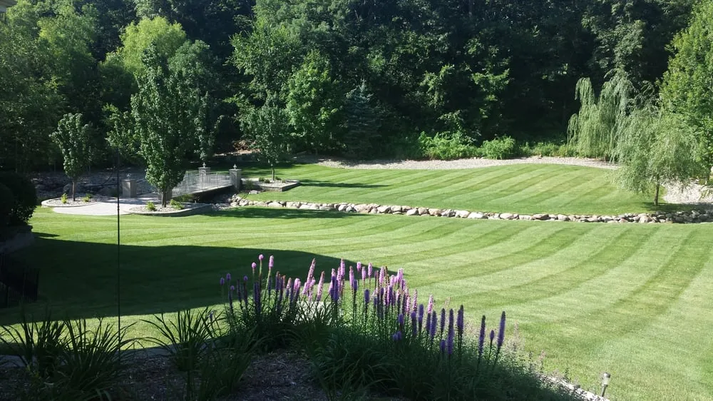 Professional garden landscaping in Grimes, IA by Evergreen Services