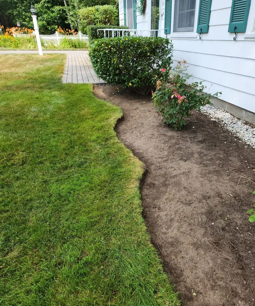 Custom lawn care service for year-round maintenance across Sanford, ME - Evergreen State Cleaners