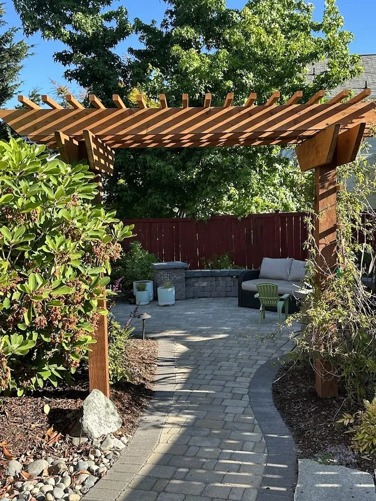 Local landscape installation experts serving Olympia, WA - Evergreen Valley Landscape