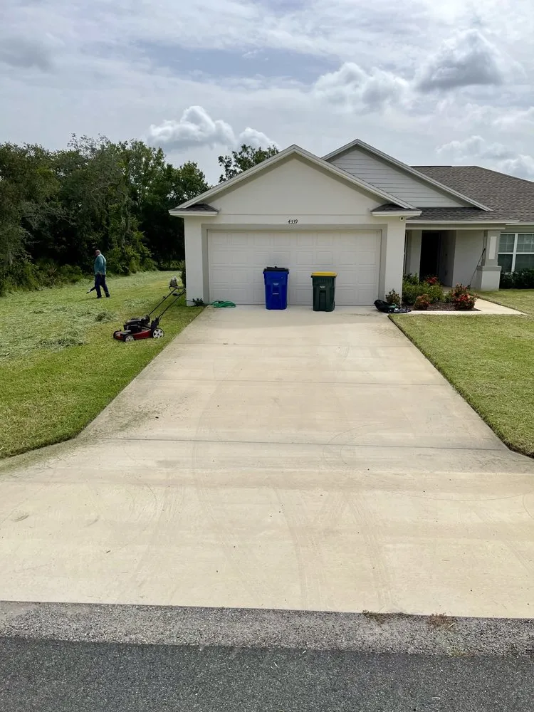 Expert garden landscaping near you in Sebring, FL by EverGrove Lawncare