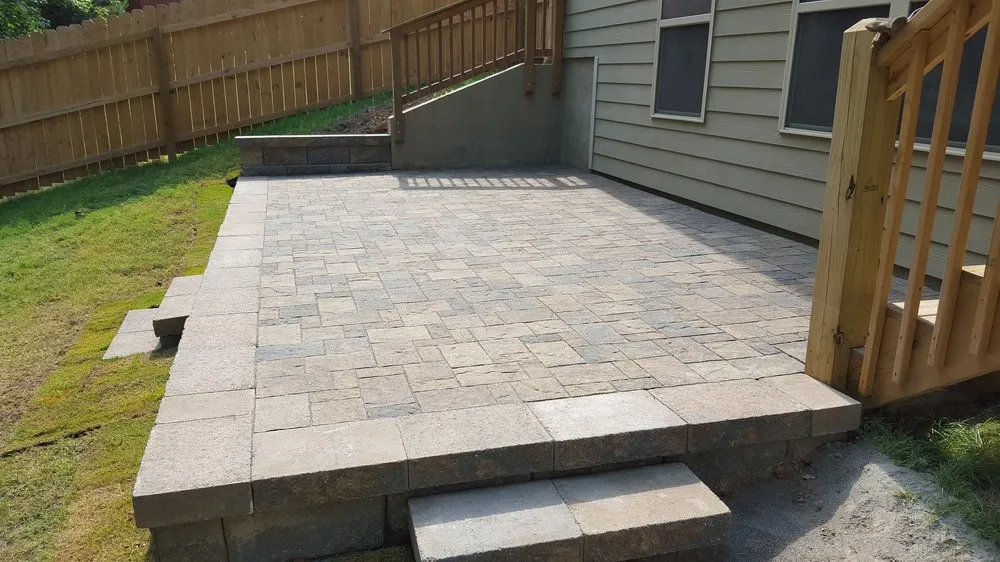 Trusted lawn mowing service in Alpharetta, GA - Everlast Lawns and Landscapes