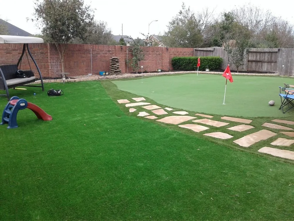 Affordable yard maintenance for year-round maintenance across Spring, TX - Everlasting Greens