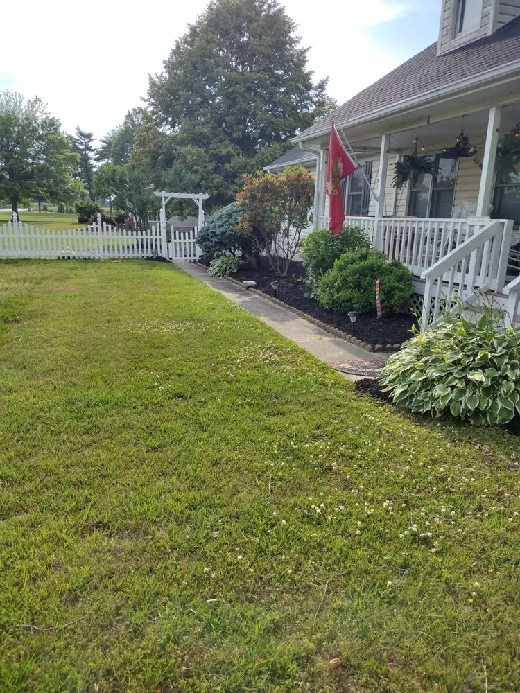 Trusted garden landscaping in Newark, DE by Everlasting Impressions Lawn Care and Landscaping