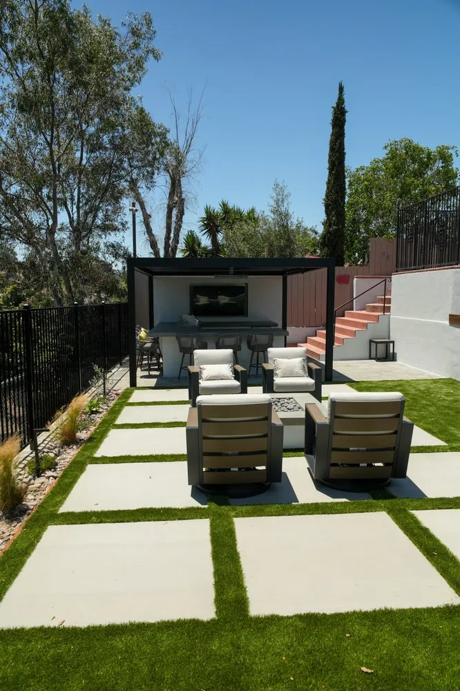 Expert lawn mowing service experts serving San Diego, CA - Everlasting Remodel