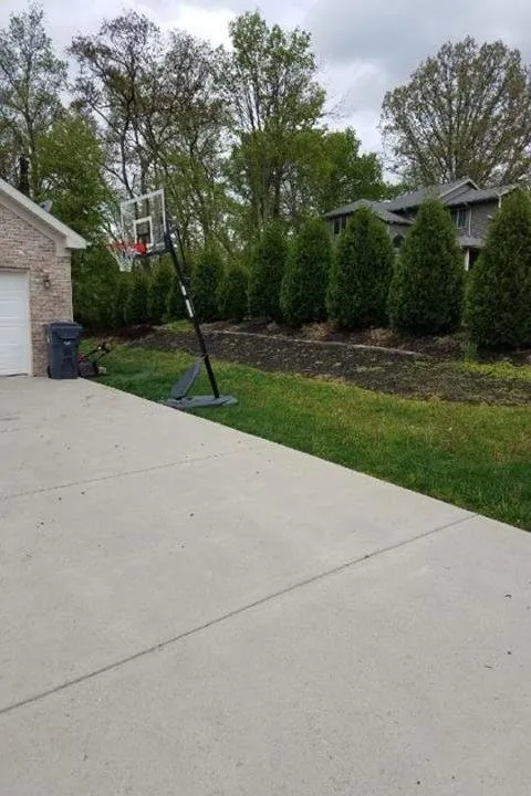 Custom landscaping services for homes in Delphi, IN by Everlawn by Jamie Houser